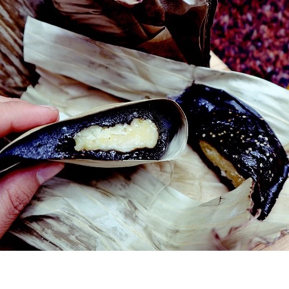 BÁNH GAI CHIÊM HÓA ĐẶC SẢN – Bánh Gai, Bánh Củ Chuối, Bánh Gấc 2 Chiếc