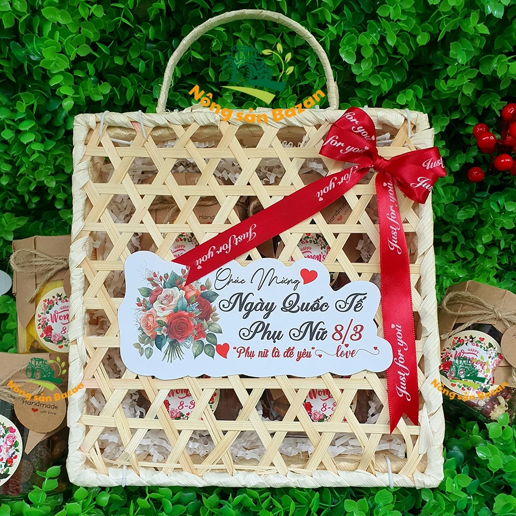 Set quà hạt dinh dưỡng sang trọng, ý nghĩa cho bạn gái ngày 8/3